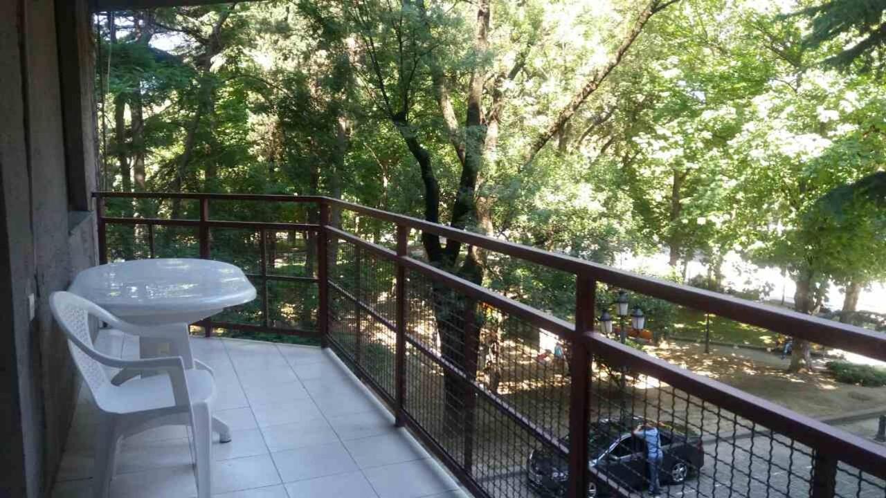 Irina'S Apartment Old Tbilisi Centr Mtatsminda Buitenkant foto